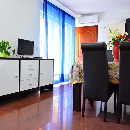 סולינה Apartments Buturi מראה חיצוני תמונה