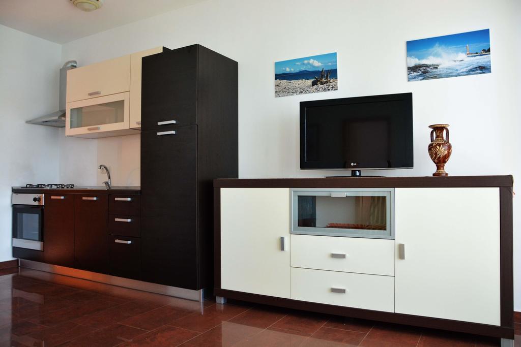 סולינה Apartments Buturi מראה חיצוני תמונה