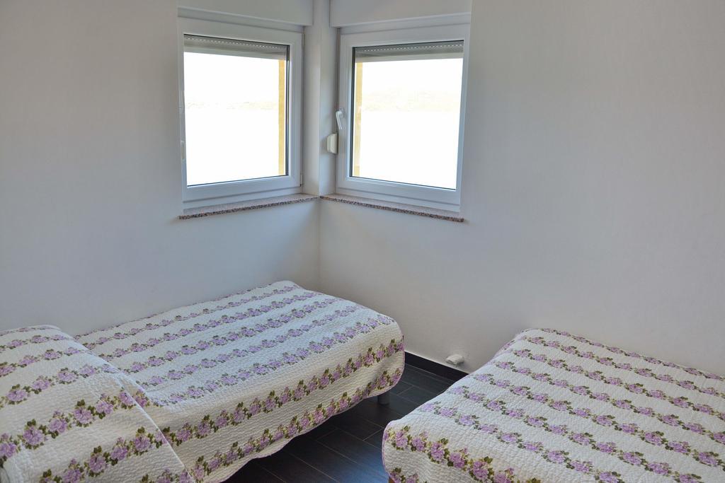 סולינה Apartments Buturi מראה חיצוני תמונה