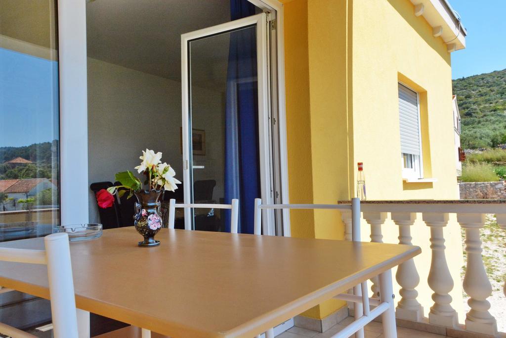 סולינה Apartments Buturi מראה חיצוני תמונה